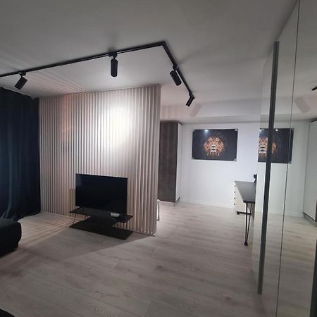 Studio 1 Camera Букурещ Екстериор снимка