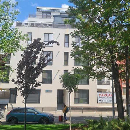 Studio 1 Camera Букурещ Екстериор снимка