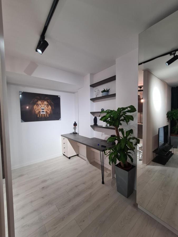 Studio 1 Camera Букурещ Екстериор снимка
